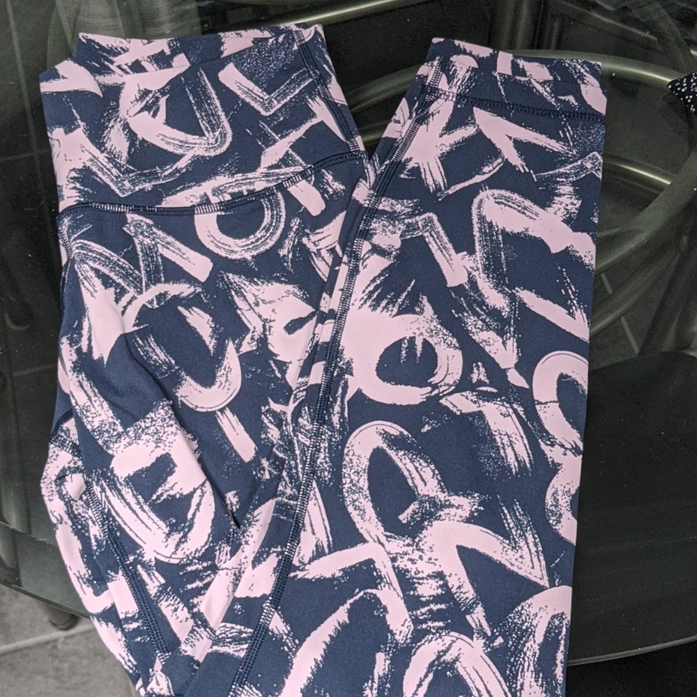 Lululemon Wunder Under High Rise 28" tight, sz8
